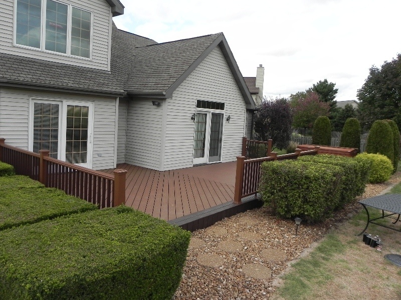 deck with bushes for privacy